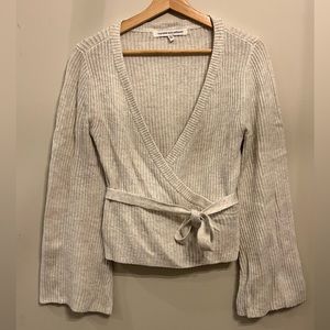 Cashmere Sweater with front tie XS